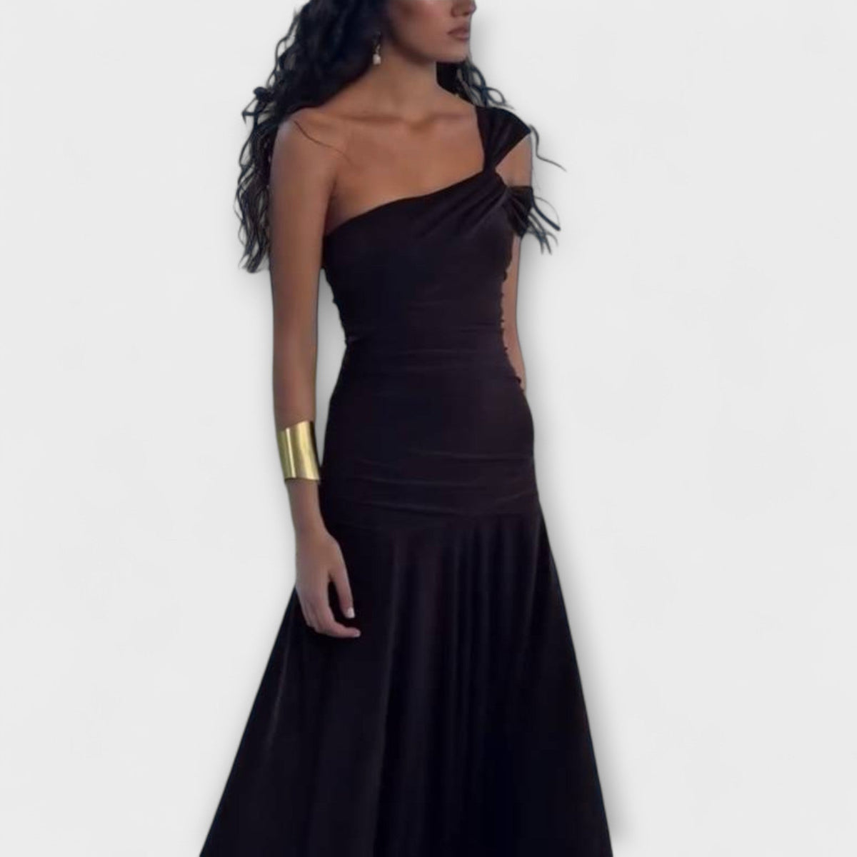 Margot - Robe maxi à épaules dénudées