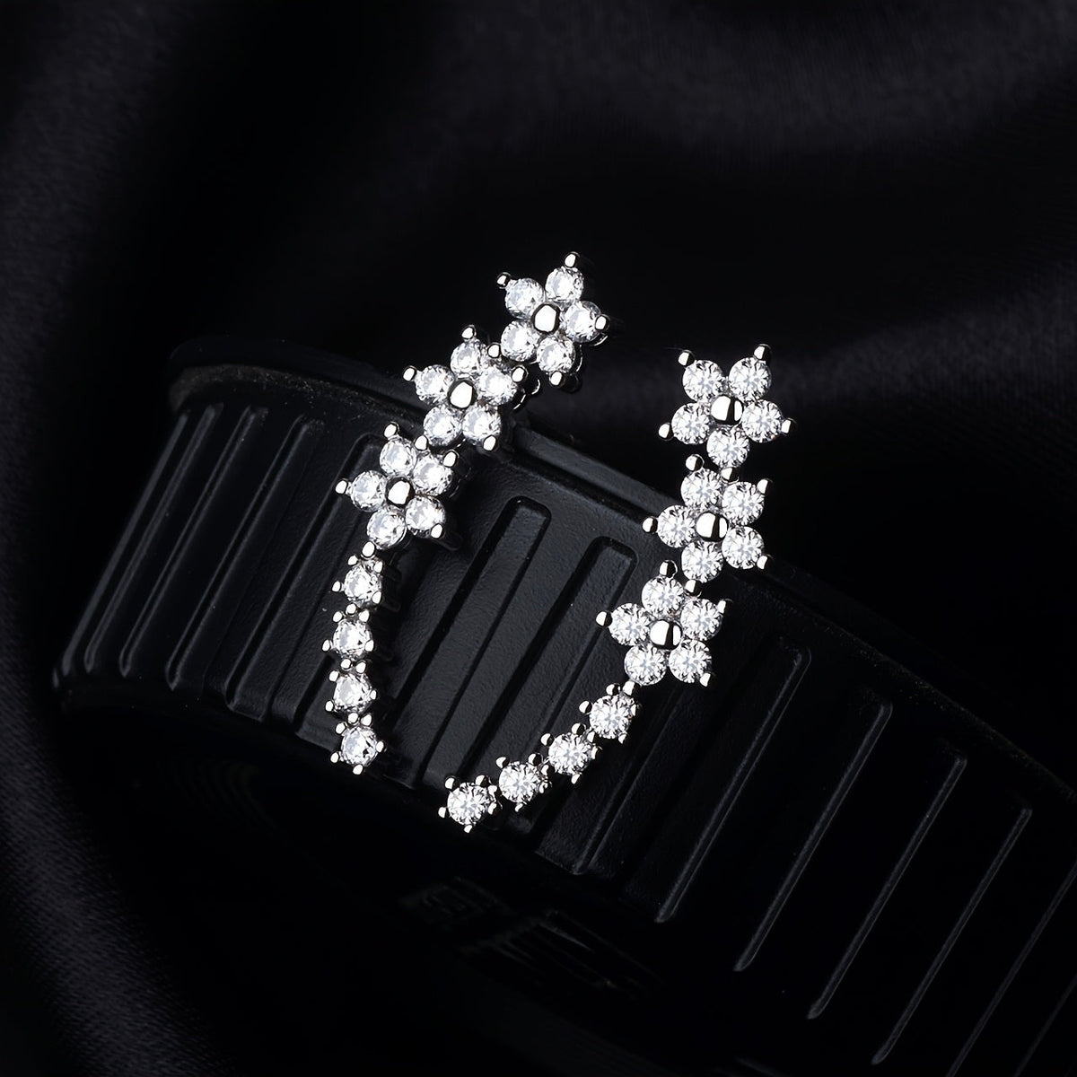 Boucles d'oreilles florales intemporelles