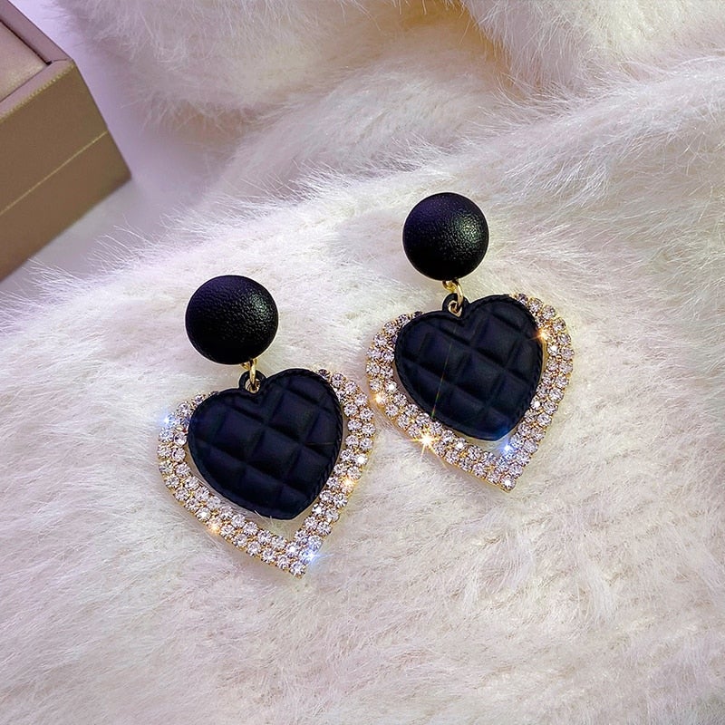 Boucles d'Oreilles en Or Noir en Forme de Cœur