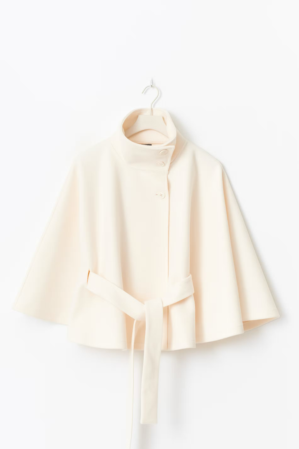 Veste à col montant et ceinture